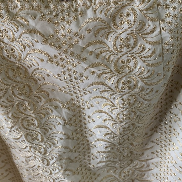 Banana Republic sz 10 Elegant Cream with Gold Metallic Embroidery Skirt euc - Picture 8 of 9